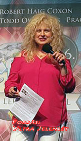 Peggy Phoenix Dubro